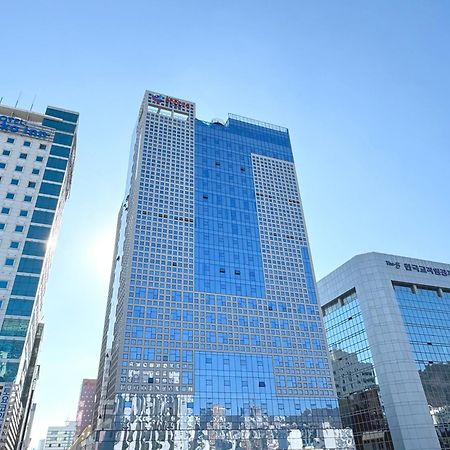 Ramada Encore By Wyndham Busan Station Экстерьер фото