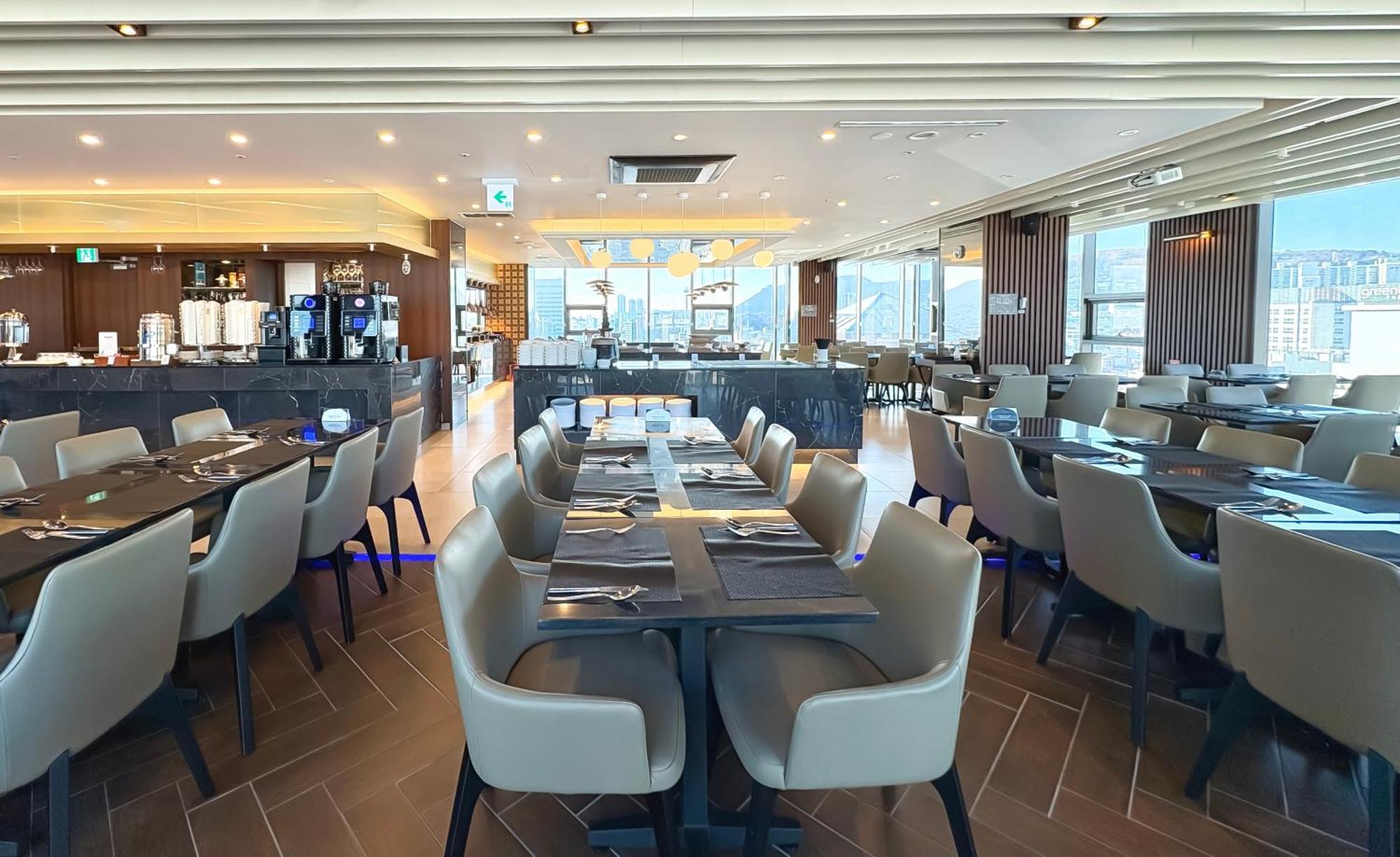 Ramada Encore By Wyndham Busan Station Экстерьер фото