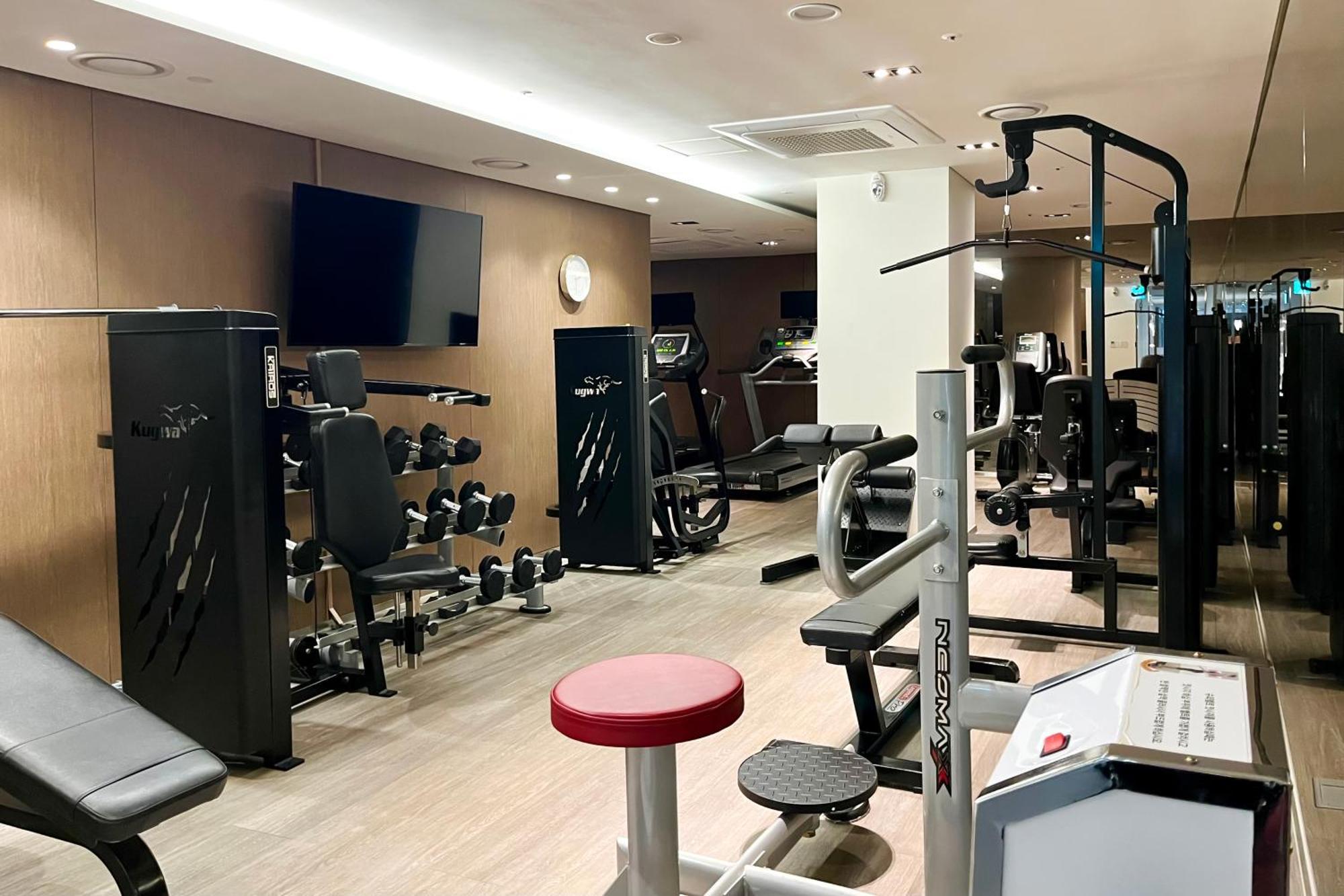 Ramada Encore By Wyndham Busan Station Экстерьер фото