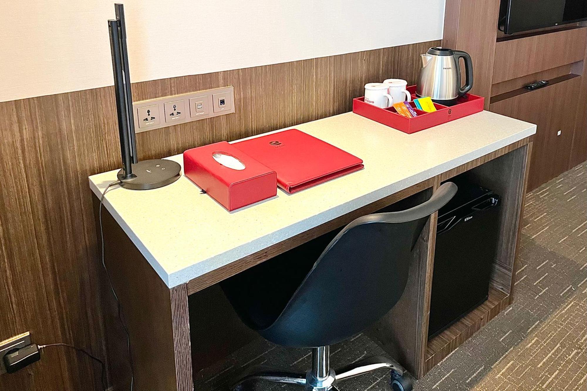 Ramada Encore By Wyndham Busan Station Экстерьер фото