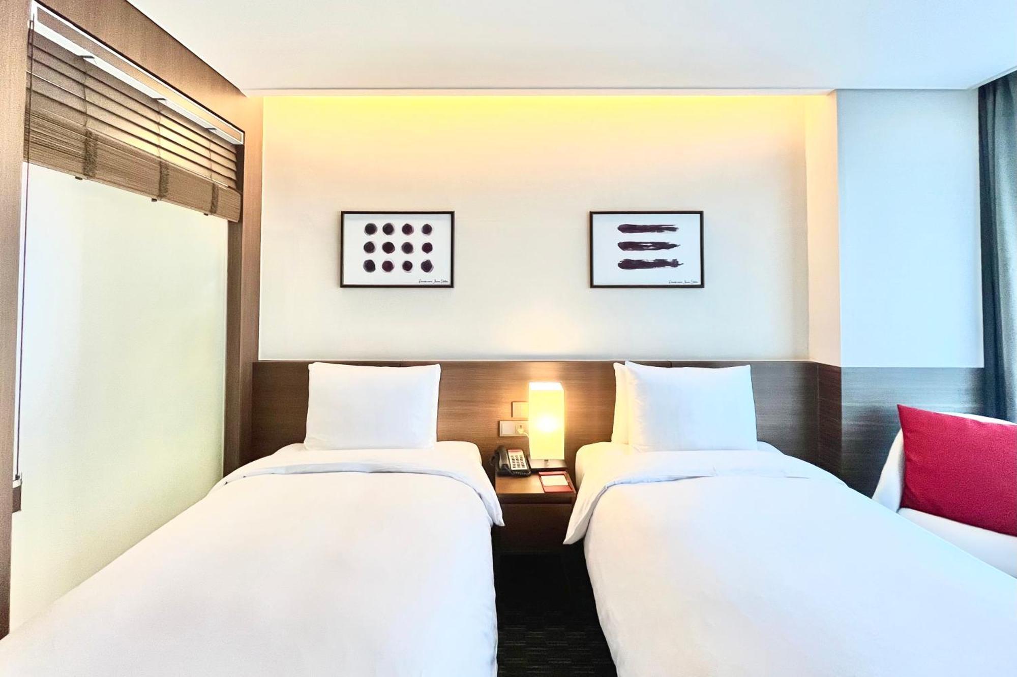 Ramada Encore By Wyndham Busan Station Экстерьер фото
